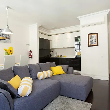 Apartment Downtown Madalena By Homing *